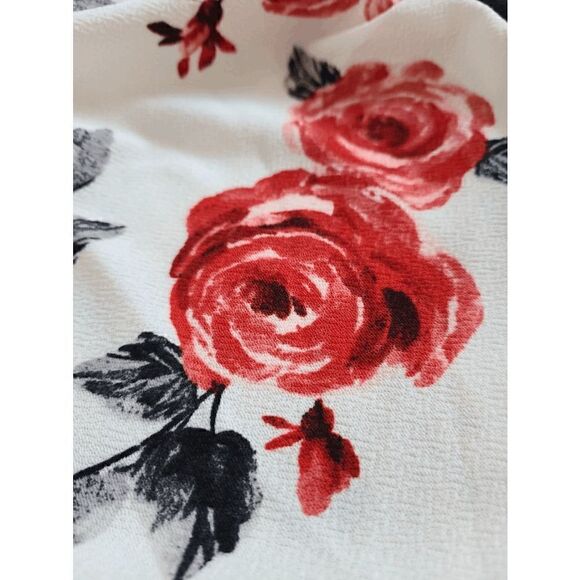 🌹 Almost Famous Framed Wrap Front Colorblock Floral Rose Print Dress SIZE S NWT - Picture 5 of 12